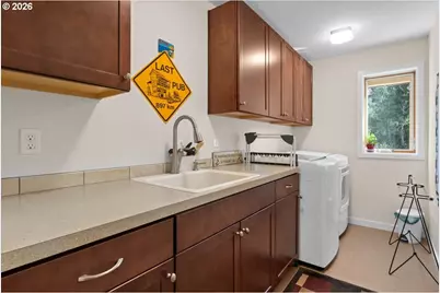 1884 SE John Muir Cir, Salem, OR 97302 - Photo 20