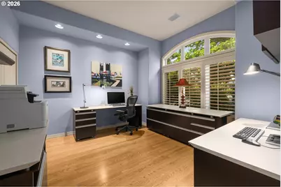3853 NW Vardon Pl, Portland, OR 97229 - Photo 6
