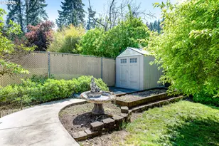 586 S 68th Pl, Springfield, OR 97478 - Photo 38