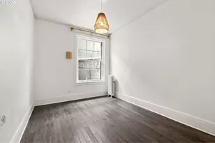 410 NW 18th Ave, Portland, OR 97209 - Photo 20