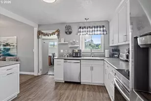 515 Pearson St, Lebanon, OR 97355 - Photo 10
