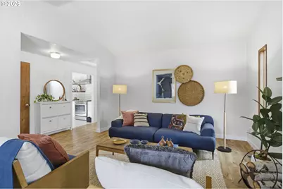 11015 SW 60th Ave, Portland, OR 97219 - Photo 4