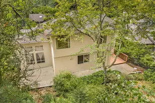 1924 NW Norfolk Ct, Portland, OR 97229 - Photo 38