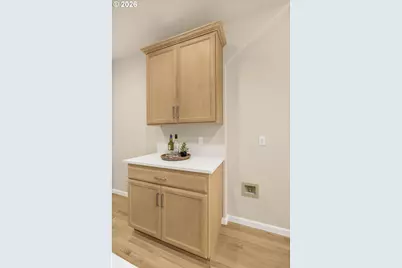 1924 NW Norfolk Ct, Portland, OR 97229 - Photo 14