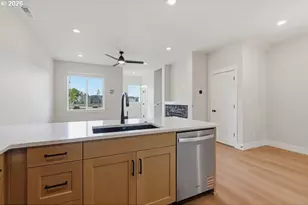 4268 SE Century Blvd, Hillsboro, OR 97123 - Photo 18