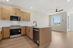 4268 SE Century Blvd, Hillsboro, OR 97123 - Photo 16