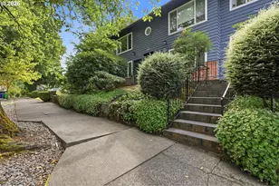 1515 SE 22nd Ave, Portland, OR 97214 - Photo 2