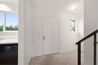 421 NE 105th St, Vancouver, WA 98685 - Photo 6