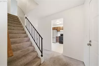 421 NE 105th St, Vancouver, WA 98685 - Photo 16