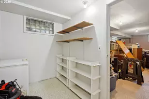 722 E 14th St, The Dalles, OR 97058 - Photo 28