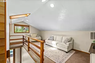 940 S T Ct, Cottage Grove, OR 97424 - Photo 16