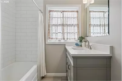 514 N Stafford St, Portland, OR 97217 - Photo 22