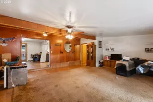 5993 Nonpareil Rd, Sutherlin, OR 97479 - Photo 16