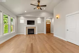 445 Hunsaker Ln, Eugene, OR 97404 - Photo 8