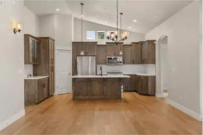 445 Hunsaker Ln, Eugene, OR 97404 - Photo 10