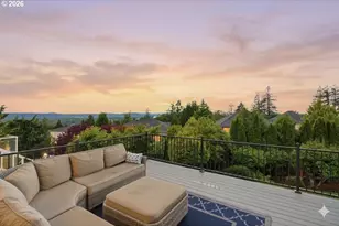 5237 NW Fernridge Dr, Camas, WA 98607 - Photo 2