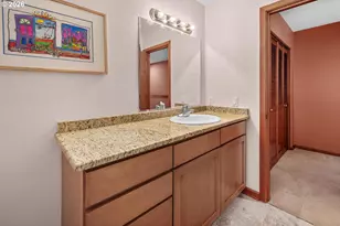 920 NW Naito Pkwy, Portland, OR 97209 - Photo 22