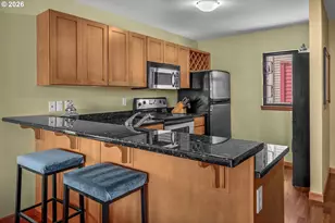 920 NW Naito Pkwy, Portland, OR 97209 - Photo 6