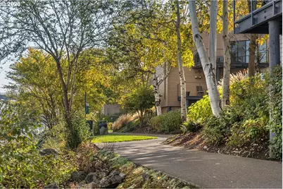 920 NW Naito Pkwy #J25, Portland, OR 97209 - Photo 26