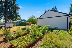 13402 SE Bush St, Portland, OR 97236 - Photo 20