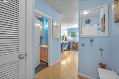 1134 SW Jefferson St #606, Portland, OR 97201 - Photo 2