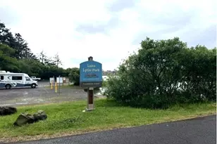 1076 NE 12th Ave, Rockaway Beach, OR 97136 - Photo 26