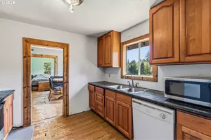 21542 Hwy 126, Noti, OR 97461 - Photo 10