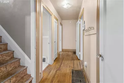 2144 N Webster St, Portland, OR 97217 - Photo 4