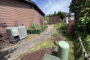 16063 Driftwood Ln, Brookings, OR 97415 - Photo 4