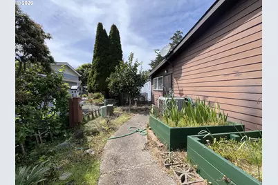 16063 Driftwood Ln #10, Brookings, OR 97415 - Photo 2