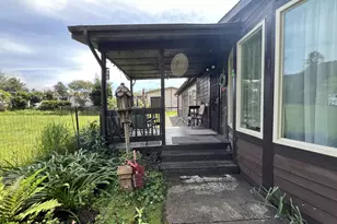 16063 Driftwood Ln, Brookings, OR 97415 - Photo 2