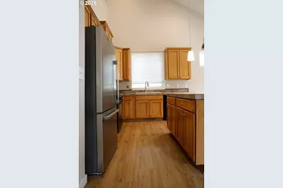 6101 NE 77th Ave, Vancouver, WA 98662 - Photo 8