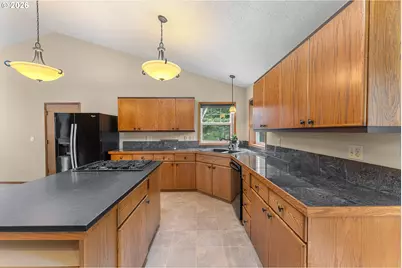 16081 S Moore Rd, Oregon City, OR 97045 - Photo 10