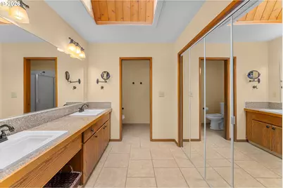 16081 S Moore Rd, Oregon City, OR 97045 - Photo 18
