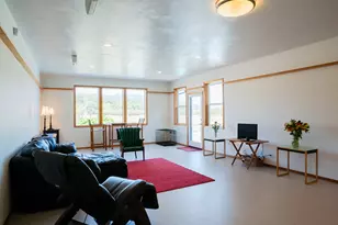 906 McKenzie Crest Dr, Springfield, OR 97477 - Photo 28