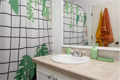 5150 S Landing Dr #308B2, Portland, OR 97239 - Photo 18