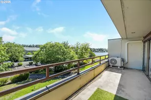 5150 S Landing Dr, Portland, OR 97239 - Photo 22
