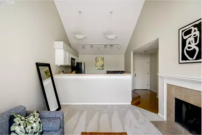 5150 S Landing Dr #308B2, Portland, OR 97239 - Photo 16