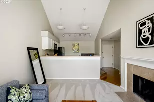 5150 S Landing Dr, Portland, OR 97239 - Photo 16