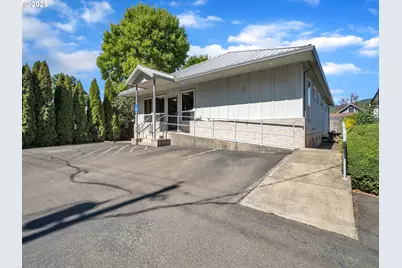 711 W Main St, Sheridan, OR 97378 - Photo 4