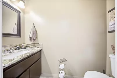 12009 NE 71st St, Vancouver, WA 98682 - Photo 16