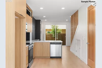 3017 NE Ainsworth St #10, Portland, OR 97211 - Photo 6