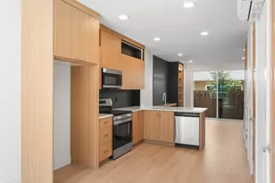 3017 NE Ainsworth St, Portland, OR 97211 - Photo 4