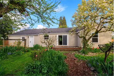 1010 N Park Ave, Eugene, OR 97404 - Photo 24