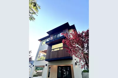 3125 NW Blue Sky Ln, Portland, OR 97229 - Photo 2