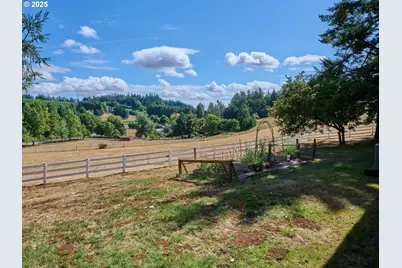 8166 Saghalie Dr, Salem, OR 97301 - Photo 44