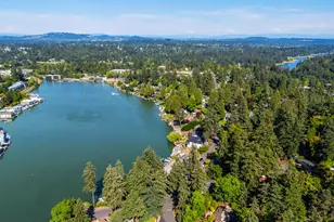 577 Middlecrest Rd, Lake Oswego, OR 97034 - Photo 32
