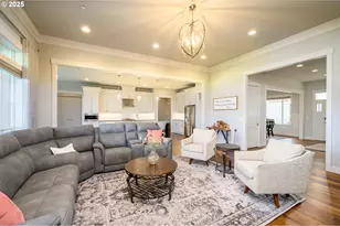 2050 SW Fox Swale Ln, McMinnville, OR 97128 - Photo 14