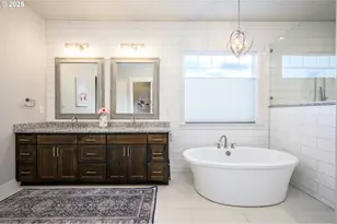 2050 SW Fox Swale Ln, McMinnville, OR 97128 - Photo 24