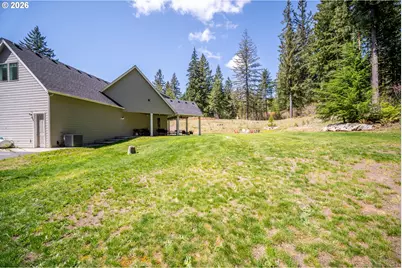 411 Five Peaks Dr, Kalama, WA 98625 - Photo 36